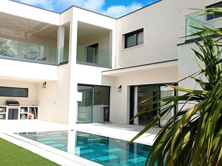 SUPERBE CONTEMPORAINE AVEC VUE IMPRENABLE — photo 1