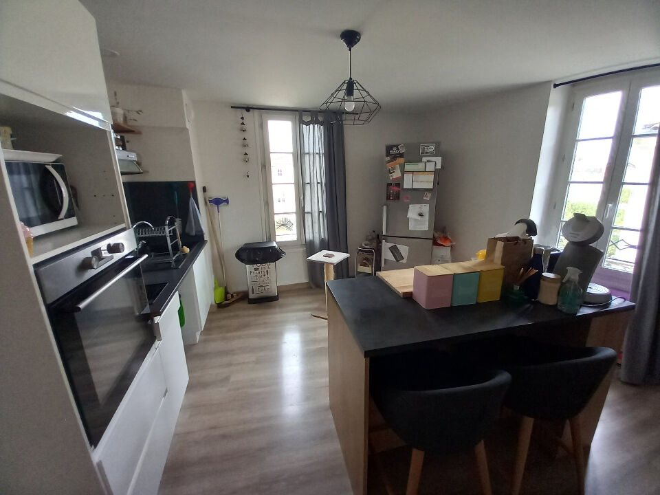 Appartement 3 pièces  à louer Barbezieux-Saint-Hilaire 16300