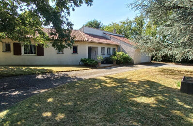 vente maison 629 000 € à proximité de Saint-Hilaire-de-Loulay (85600)