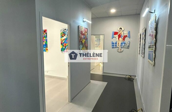 BUREAUX à VENDRE — photo 2