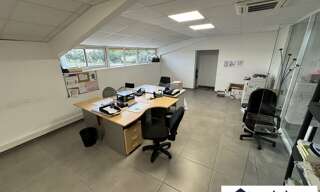 Bureau  237 m² à louer à Vendargues (34740)