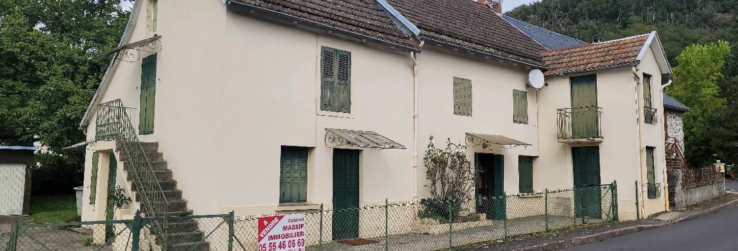 Maison 8 Pièces 120 m² à vendre à Champs-sur-Tarentaine-Marchal (15270)