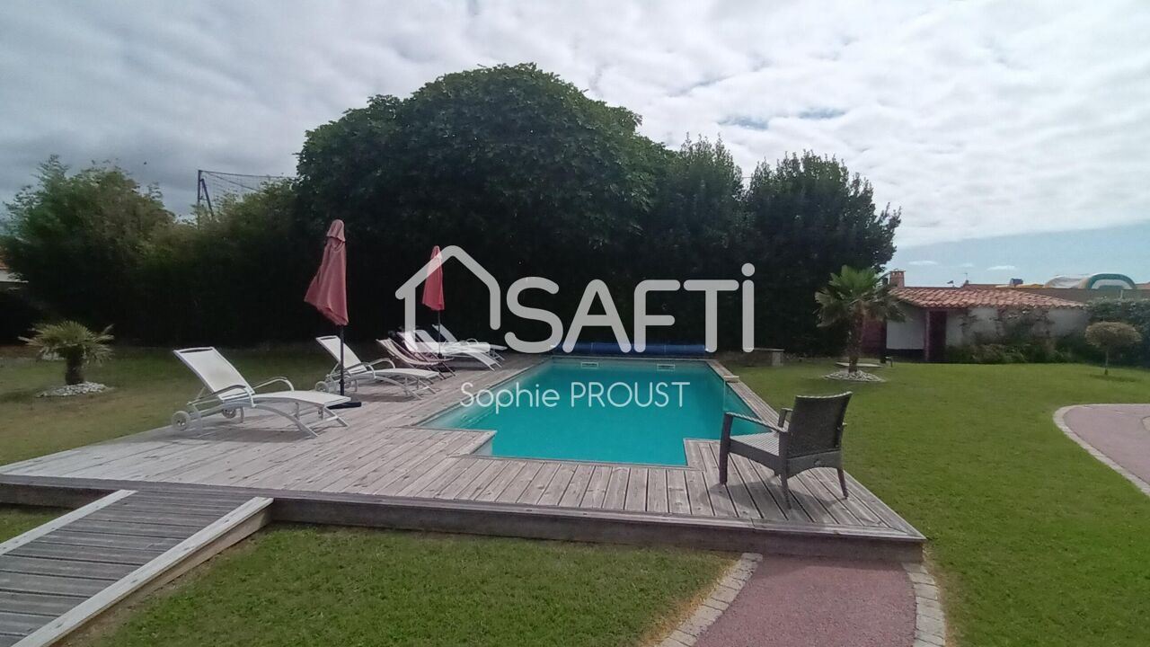 maison 7 pièces 221 m2 à vendre à L'Île-d'Olonne (85340)