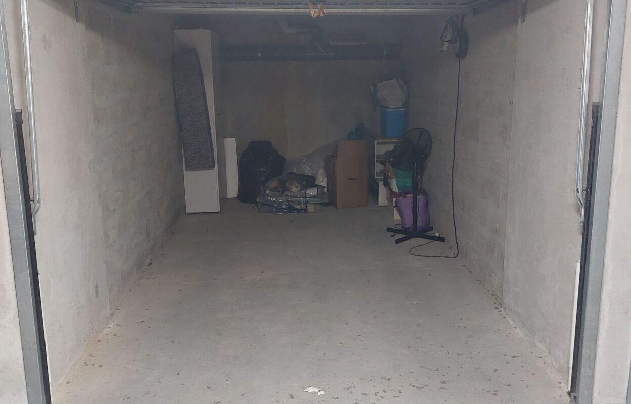 garage  pièces 13 m2 à vendre à Nice (06200)