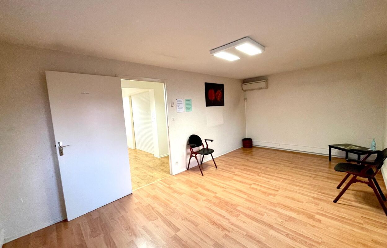 bureau 7 pièces 120 m2 à vendre à Millau (12100)