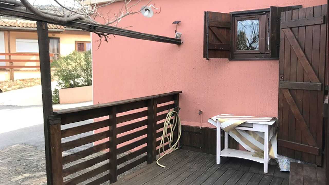 maison 3 pièces 45 m2 à vendre à Bormes-les-Mimosas (83230)