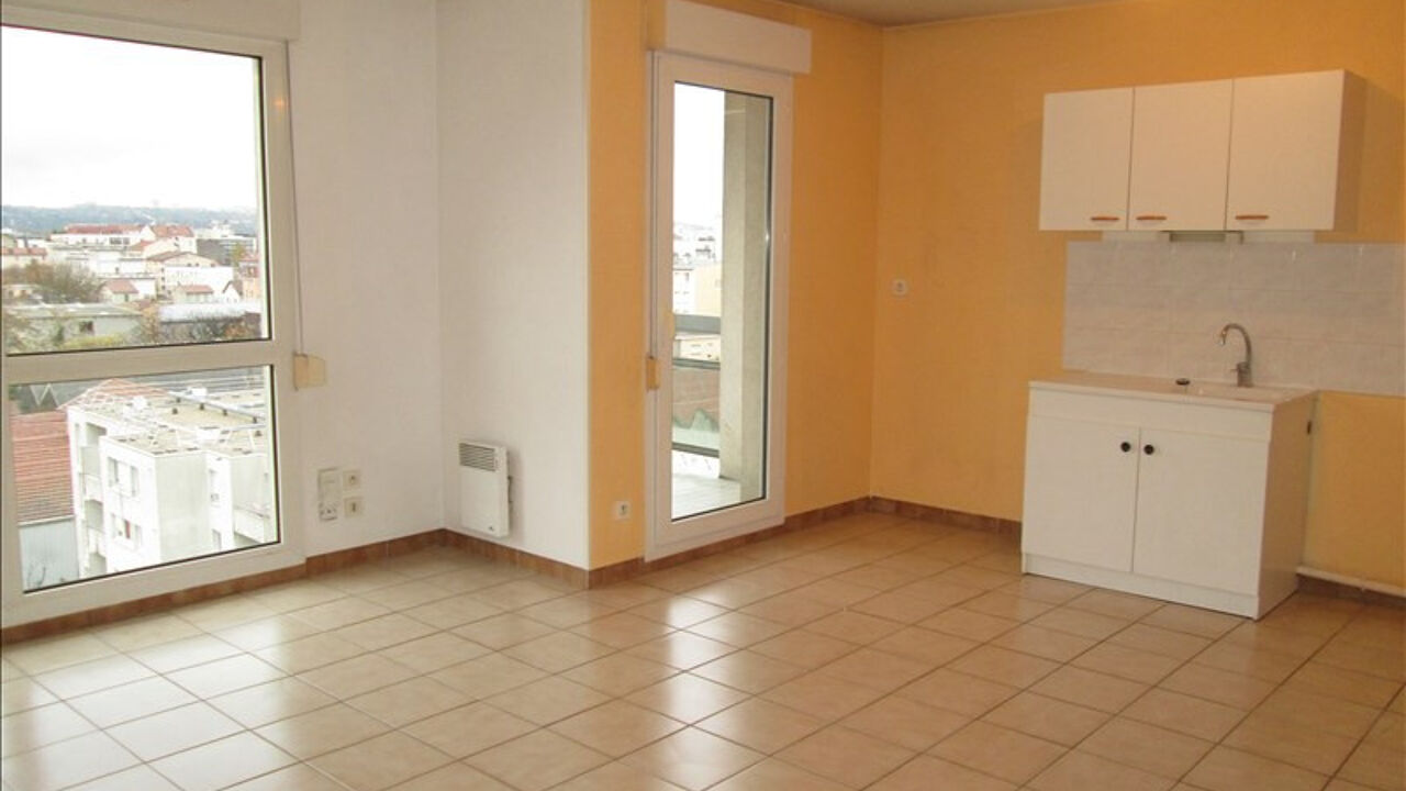 appartement 2 pièces 47 m2 à louer à Villeurbanne (69100)