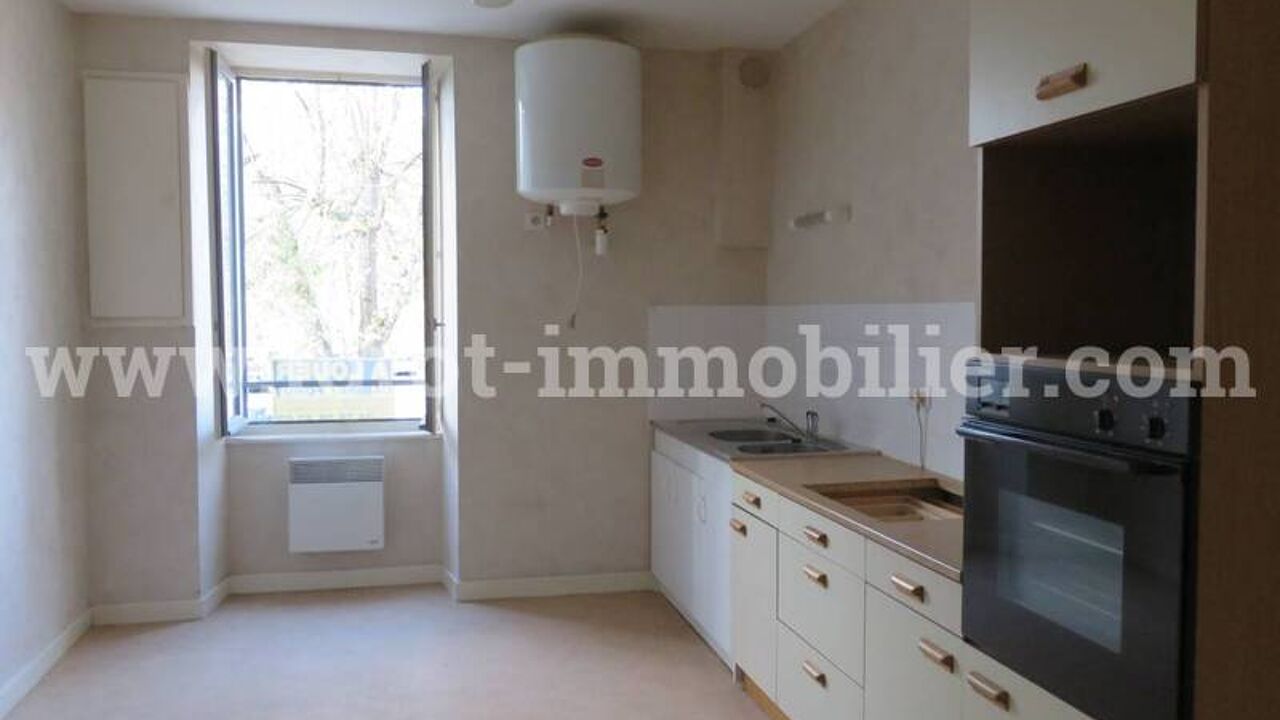 appartement 3 pièces 70 m2 à louer à Lamastre (07270)