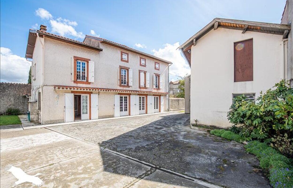 maison 7 pièces 201 m2 à vendre à Labarthe-Rivière (31800)