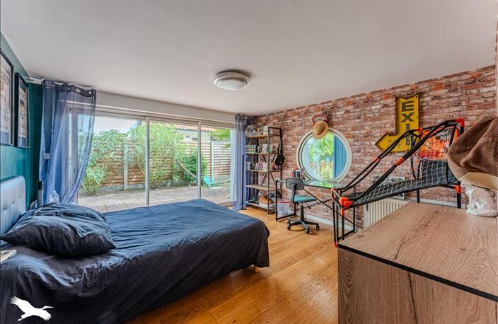 Maison de bourg de 8 pièces principales — photo 4