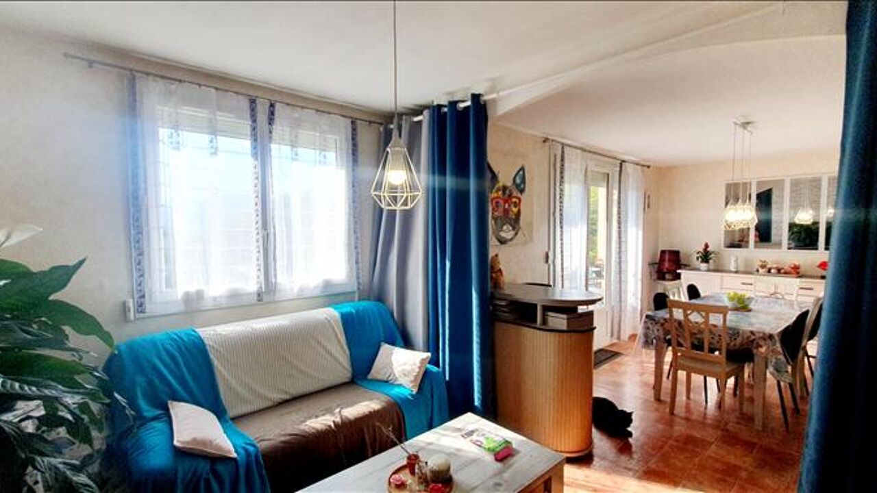 appartement 3 pièces 64 m2 à vendre à Montréjeau (31210)