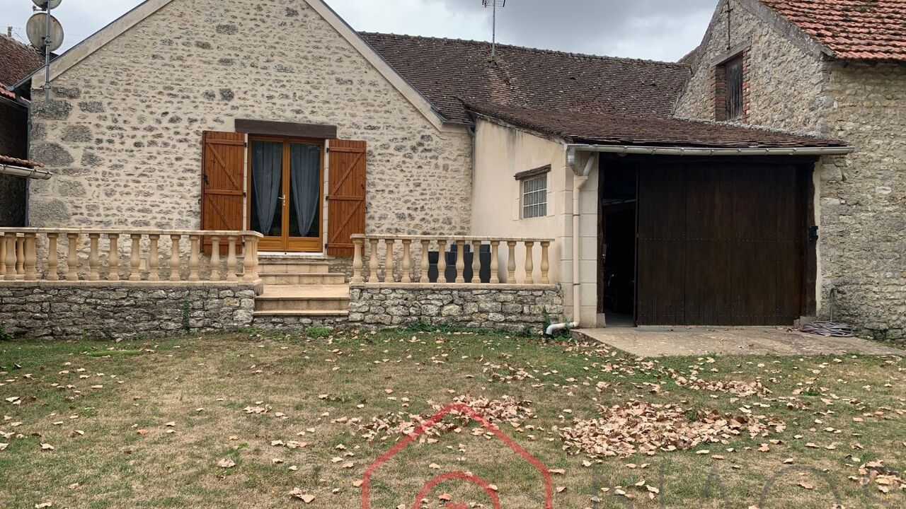 maison 7 pièces 191 m2 à vendre à Puiseaux (45390)