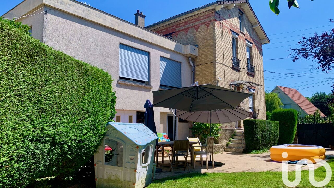 maison 10 pièces 194 m2 à vendre à Versailles (78000)