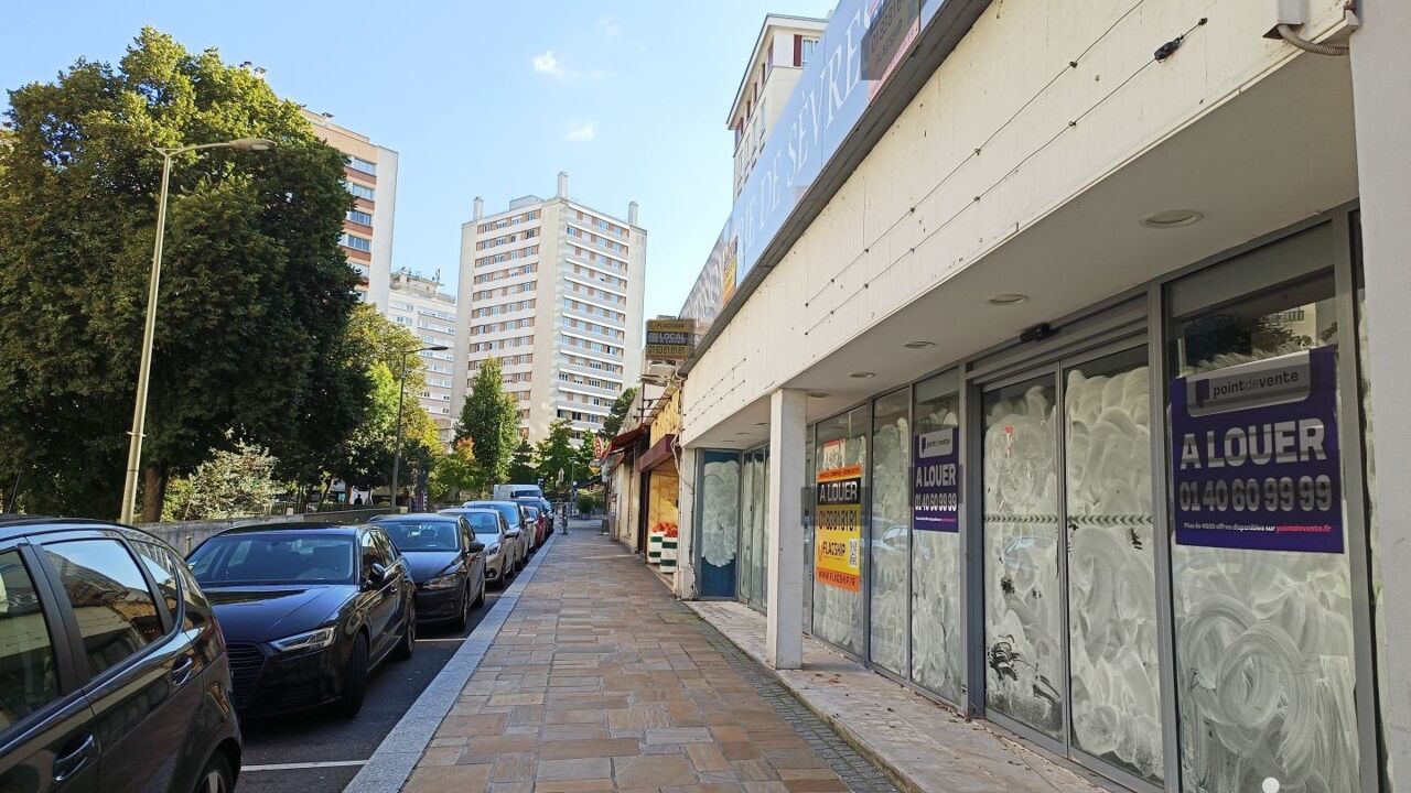 commerce  pièces 110 m2 à vendre à Sèvres (92310)