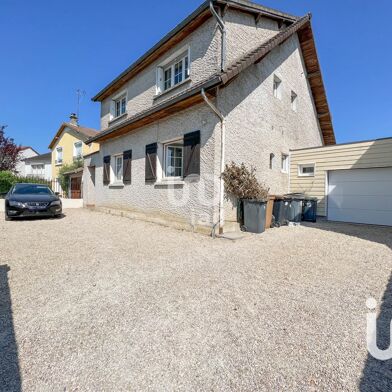 Maison 10 pièces 189 m²