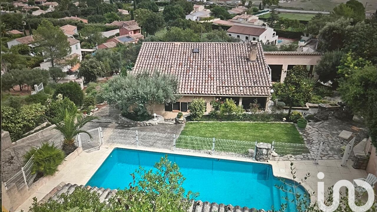 maison 9 pièces 255 m2 à vendre à Le Luc (83340)