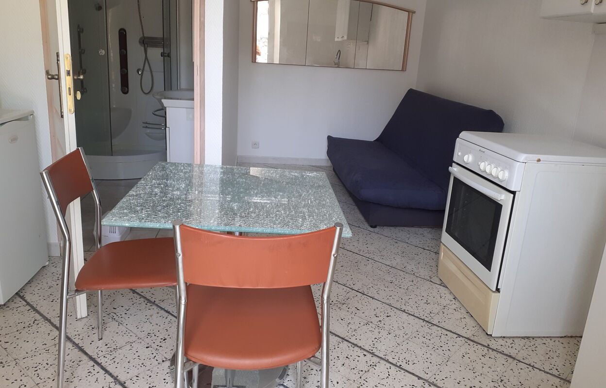 appartement 1 pièces 16 m2 à louer à Saint-Paul-le-Jeune (07460)