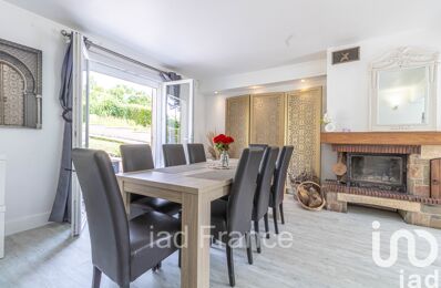 location maison 2 300 € CC /mois à proximité de Oinville-sur-Montcient (78250)