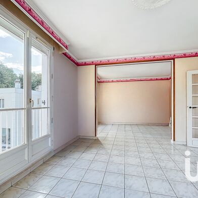 Maison 6 pièces 77 m²