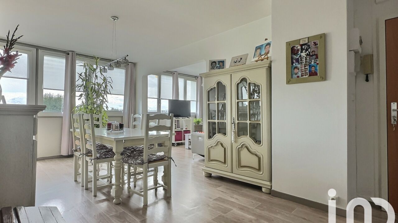 appartement 4 pièces 70 m2 à vendre à Lys-Lez-Lannoy (59390)