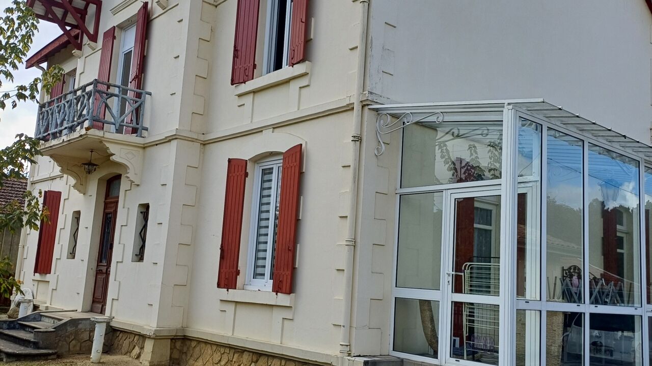 maison 8 pièces 190 m2 à vendre à Préchac (33730)