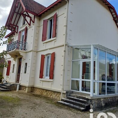 Maison 8 pièces 190 m²