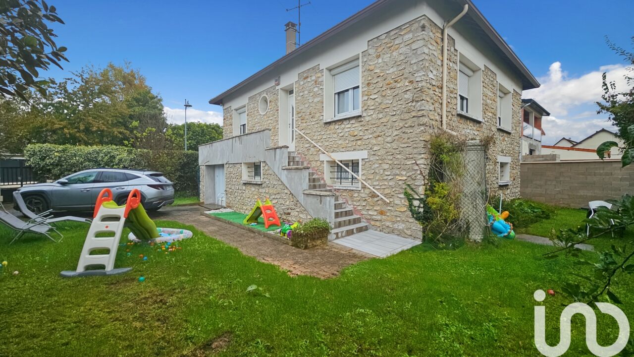 maison 5 pièces 105 m2 à vendre à Brie-Comte-Robert (77170)