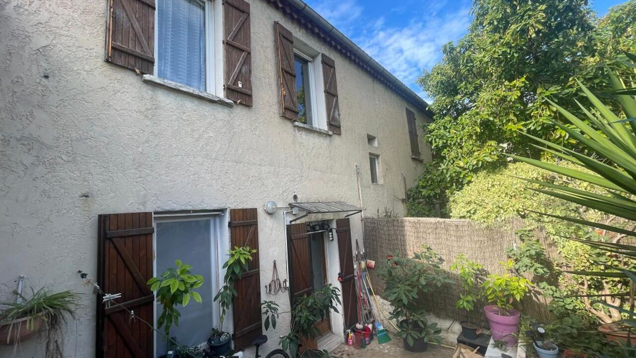 immeuble  pièces 200 m2 à vendre à Toulon (83200)