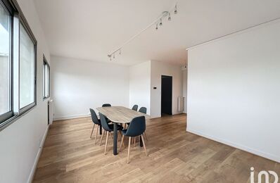 bureau  pièces 280 m2 à vendre à Brie-Comte-Robert (77170)