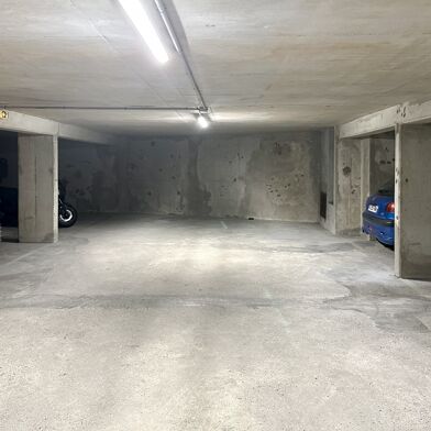 Garage  12500 €