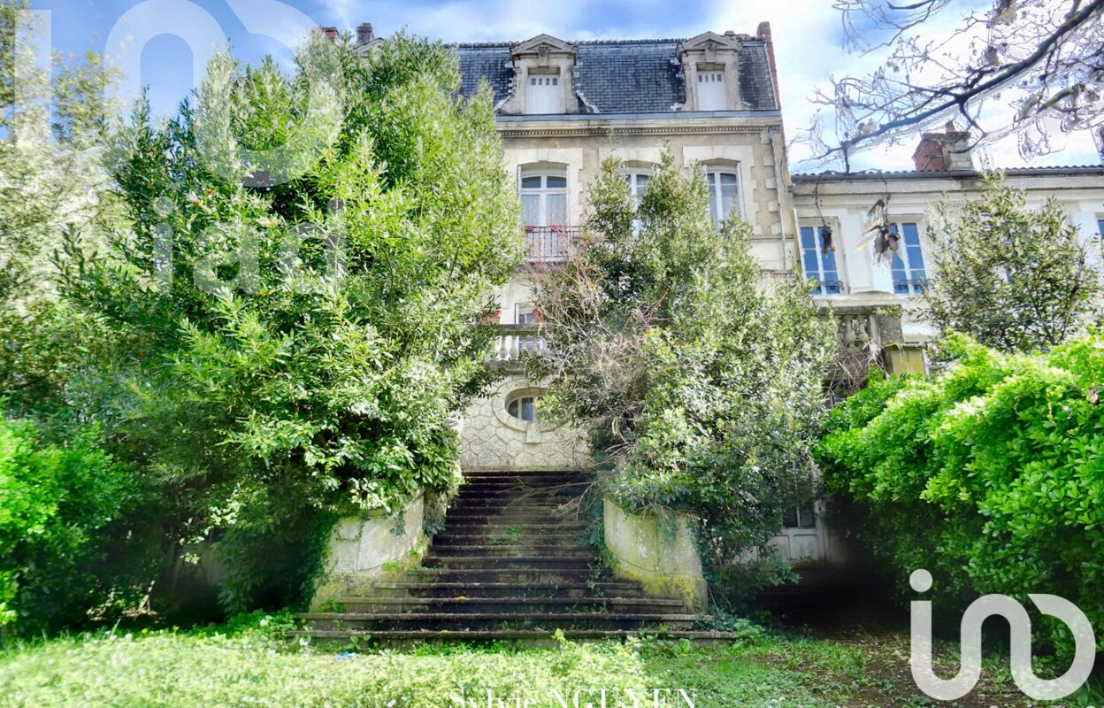 maison 12 pièces 280 m2 à vendre à Angoulême (16000)