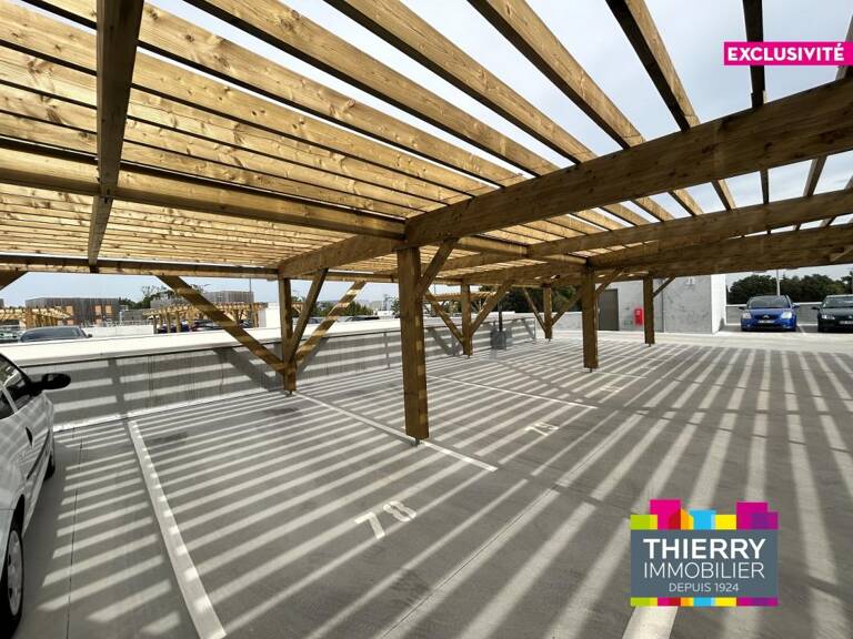 PARKING SECURISE - ST JOSEPH DE PORTERIE — photo 1