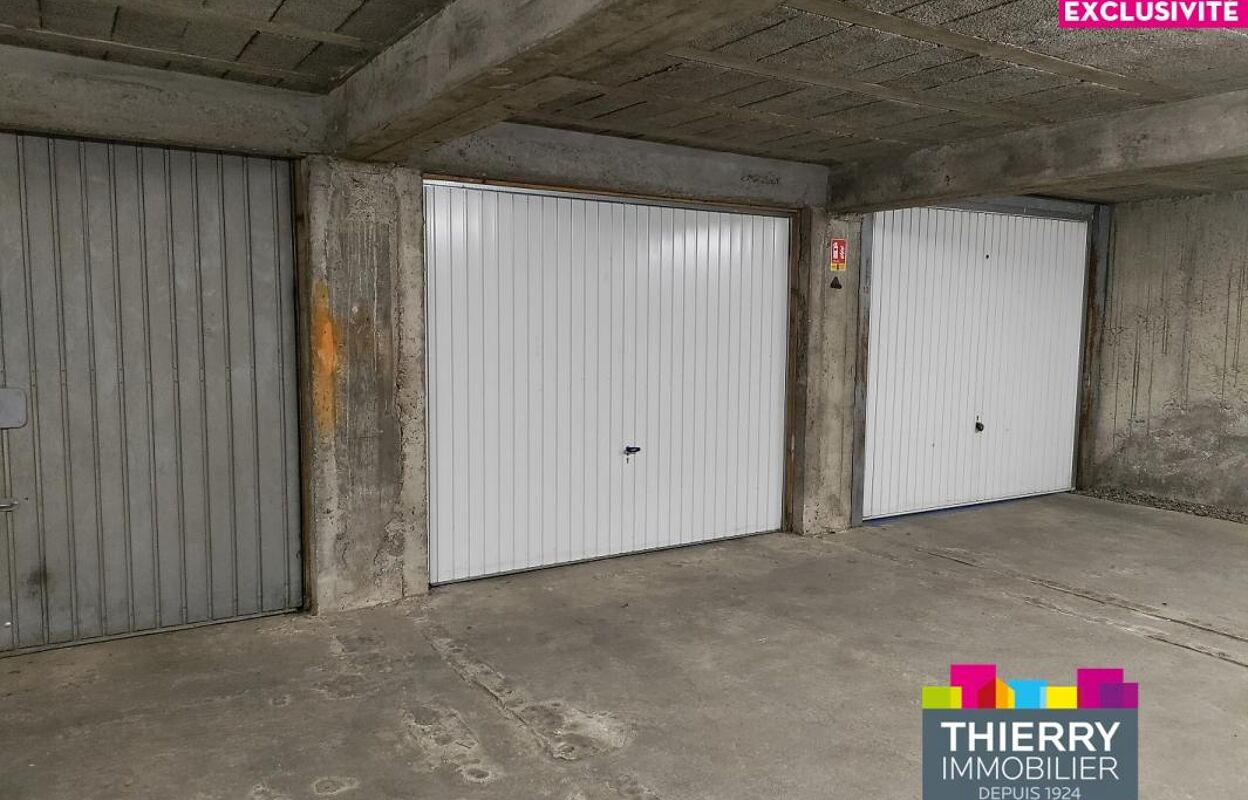 garage  pièces 14 m2 à vendre à Saint-Herblain (44800)