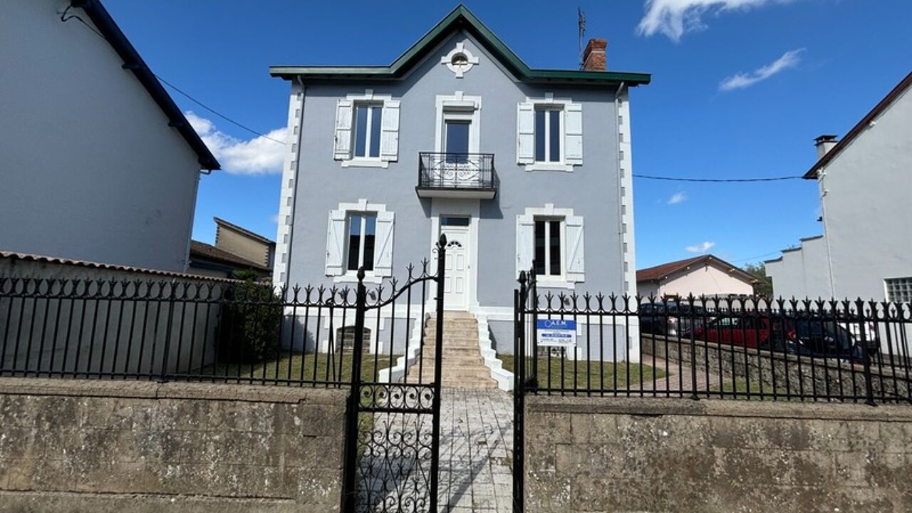 immeuble  pièces 319 m2 à vendre à Dax (40100)