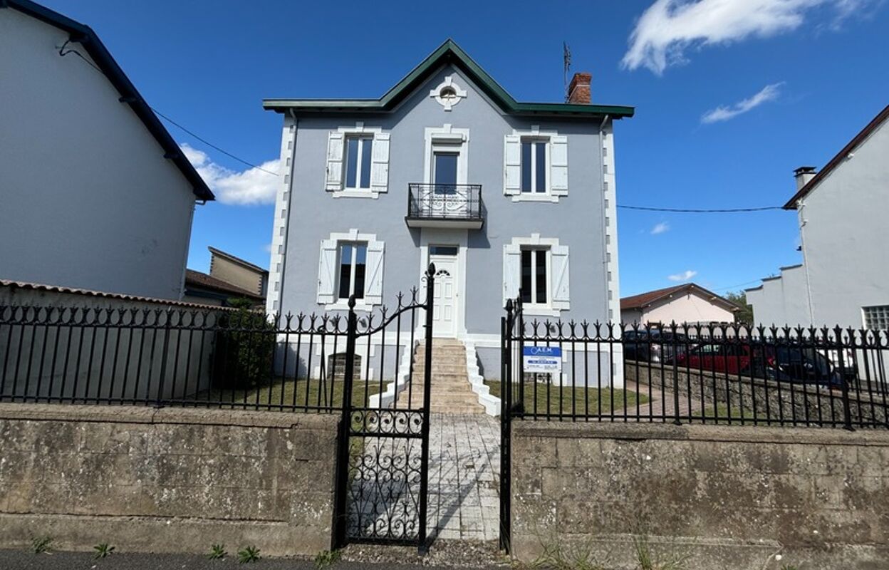 immeuble  pièces 319 m2 à vendre à Dax (40100)