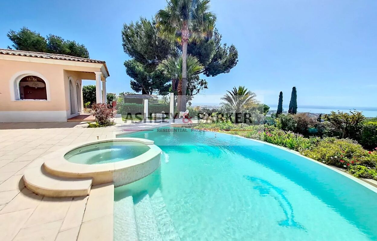 maison 5 pièces 219 m2 à vendre à Cagnes-sur-Mer (06800)