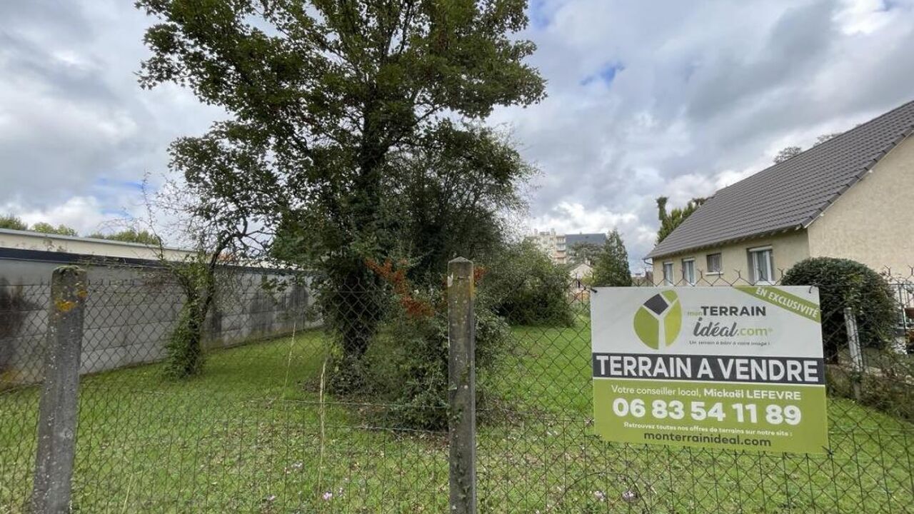 terrain  pièces 667 m2 à vendre à Châteauroux (36000)