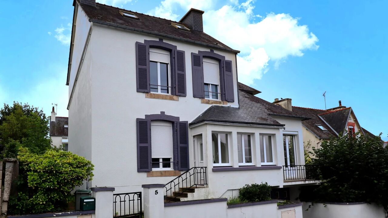 maison  pièces 126 m2 à vendre à Carhaix-Plouguer (29270)