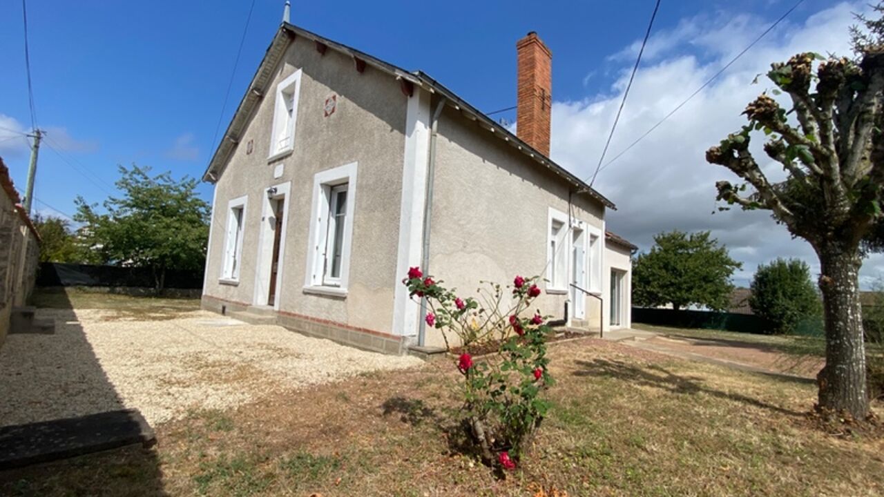 maison 5 pièces 122 m2 à vendre à Thouars (79100)