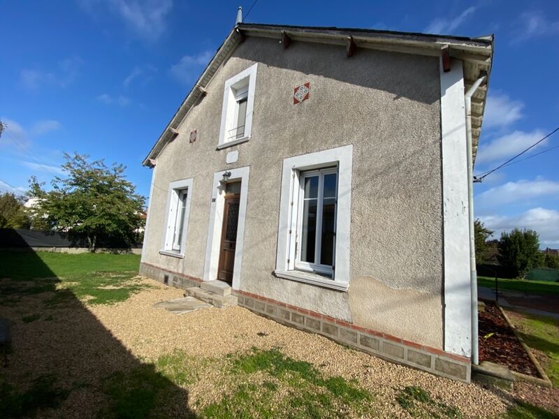 Villa / Maison 5 pièces  à vendre Thouars 79100