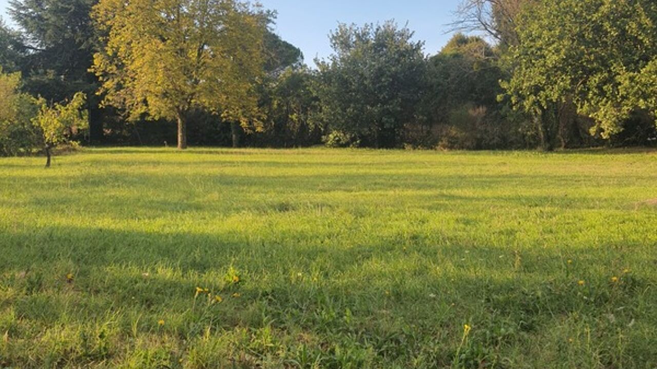 terrain  pièces 1300 m2 à vendre à Génissieux (26750)