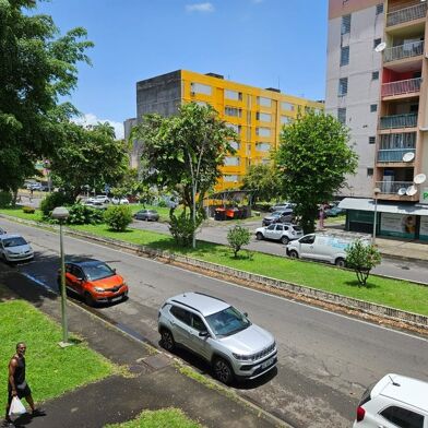 Appartement 7 pièces 165000 €