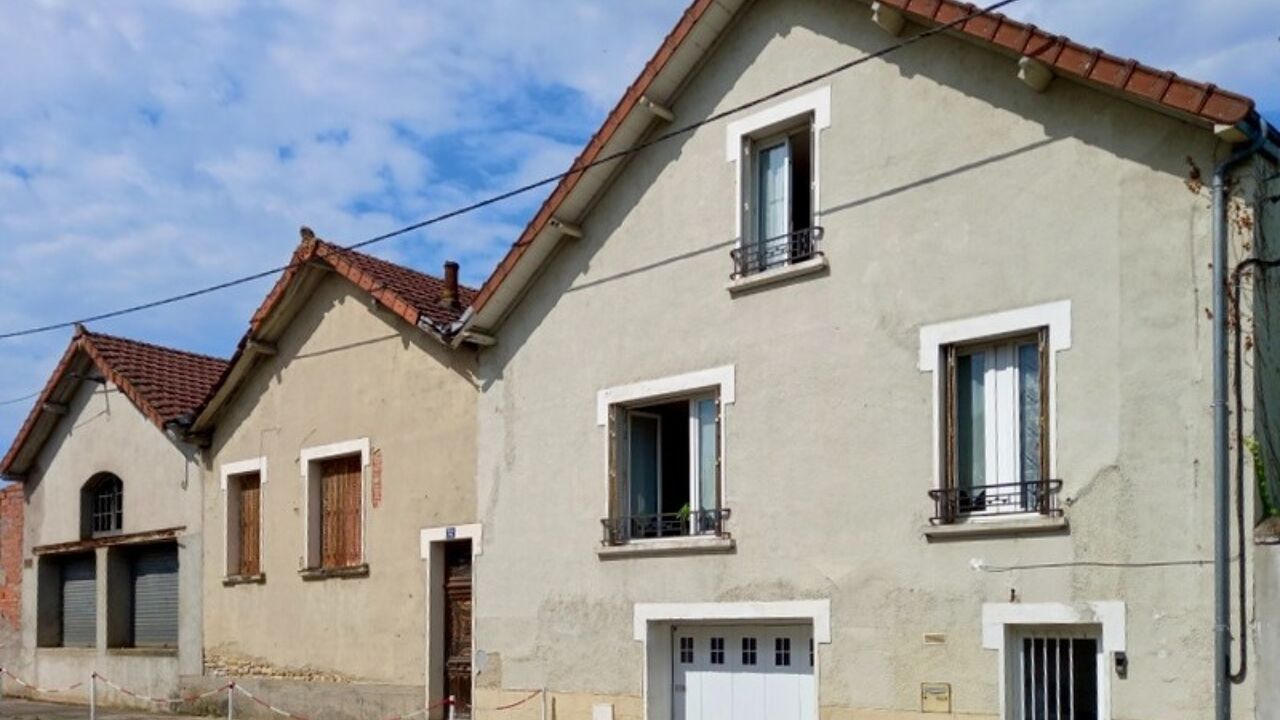 maison 5 pièces 149 m2 à vendre à Sancoins (18600)