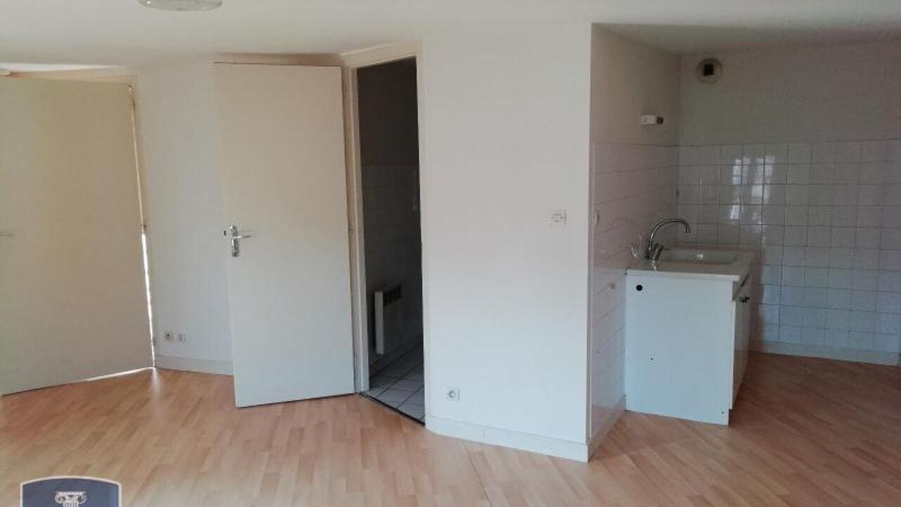 appartement 1 pièces 25 m2 à louer à Niort (79000)