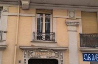 location appartement 860 € CC /mois à proximité de Vence (06140)