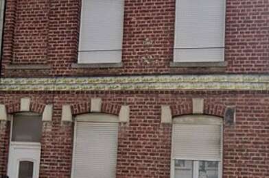 Immeuble  180200 €