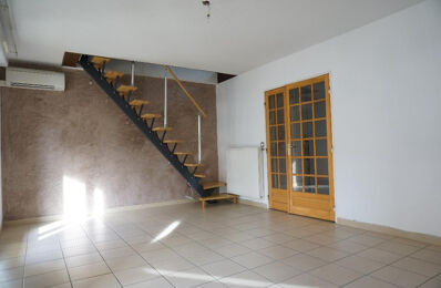 location appartement 1 080 € CC /mois à proximité de Poulx (30320)