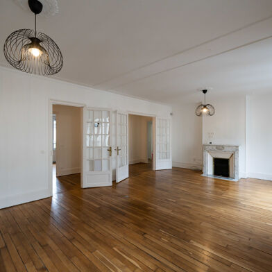 Appartement 6 pièces 588000 €