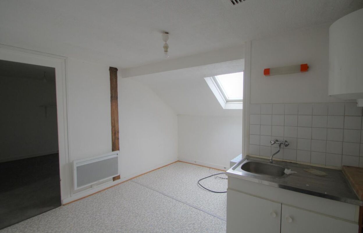 appartement 2 pièces 31 m2 à vendre à Saint-Jean-de-la-Ruelle (45140)