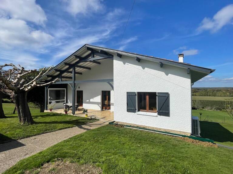 MUGRON  ( 40250 ) maison traditionnelle sur sous sol avec pis... — photo 1